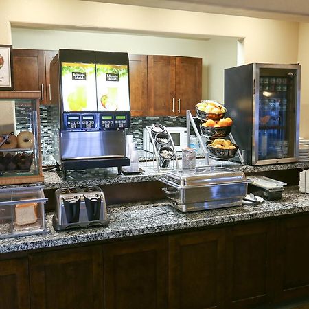 Days Inn By Wyndham Calgary Airport Ngoại thất bức ảnh