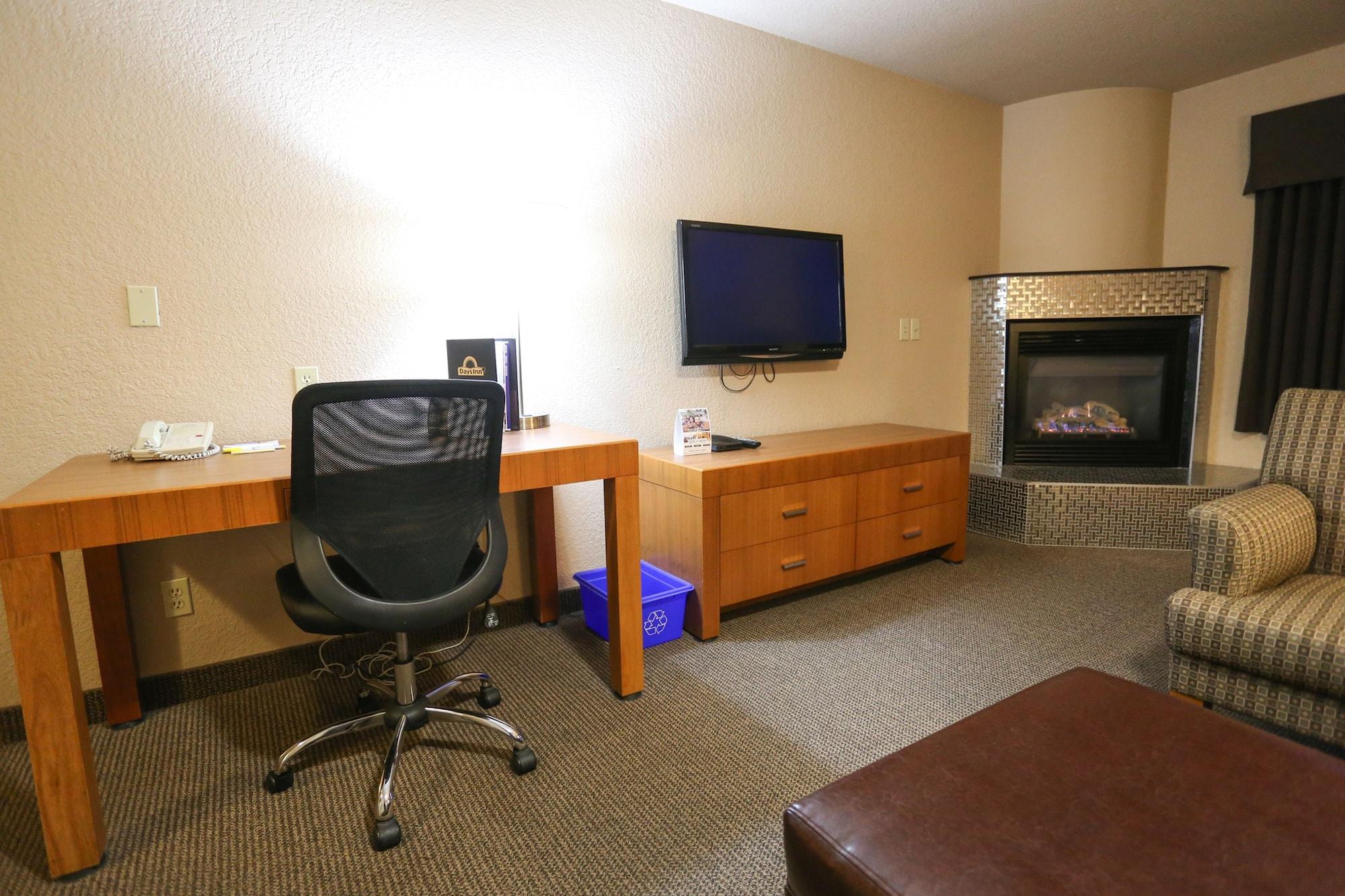 Days Inn By Wyndham Calgary Airport Ngoại thất bức ảnh