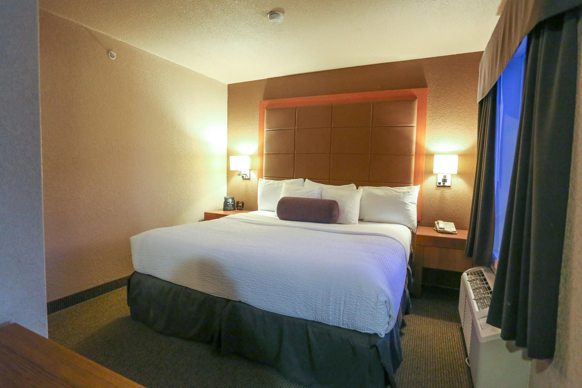 Days Inn By Wyndham Calgary Airport Ngoại thất bức ảnh