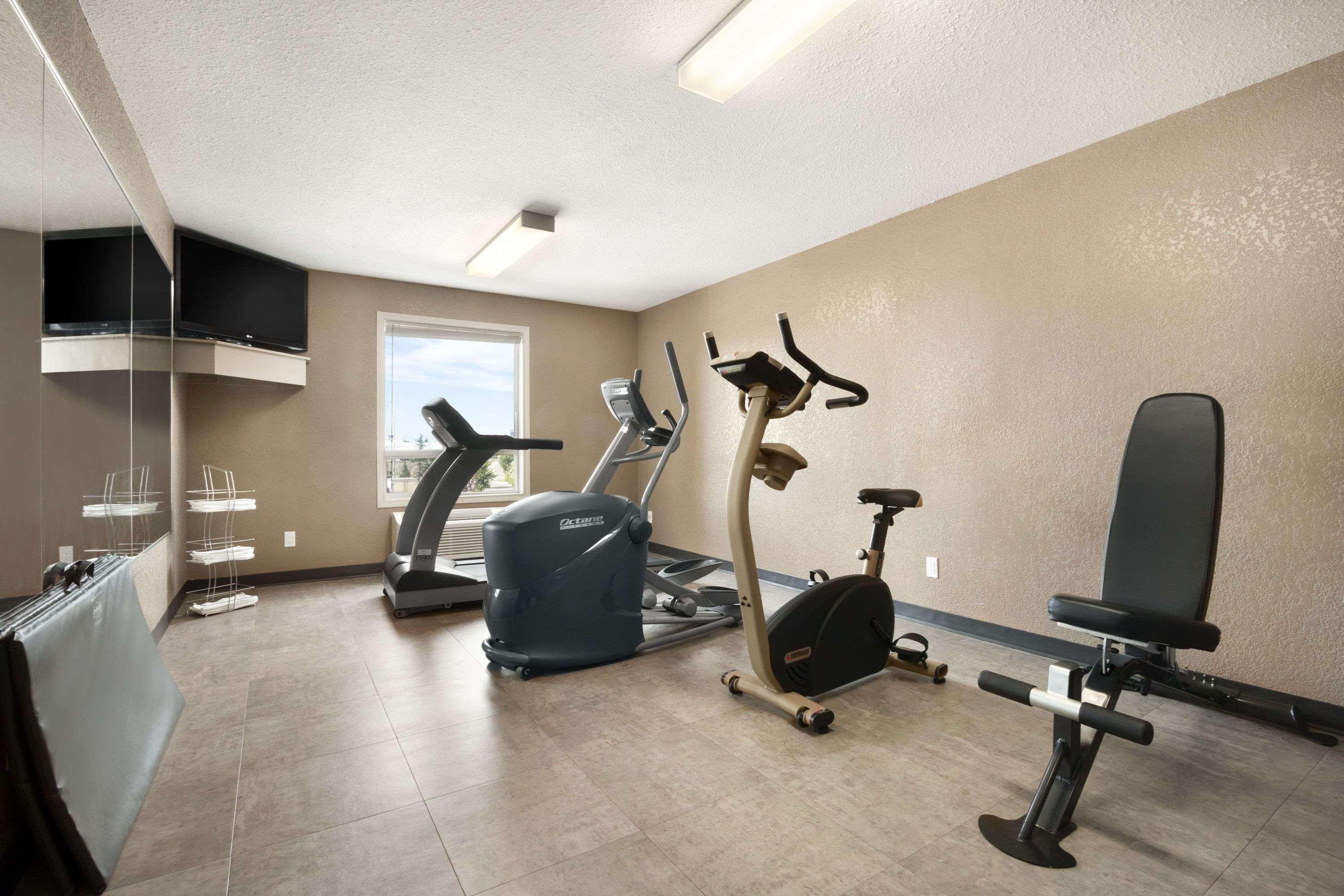 Days Inn By Wyndham Calgary Airport Ngoại thất bức ảnh
