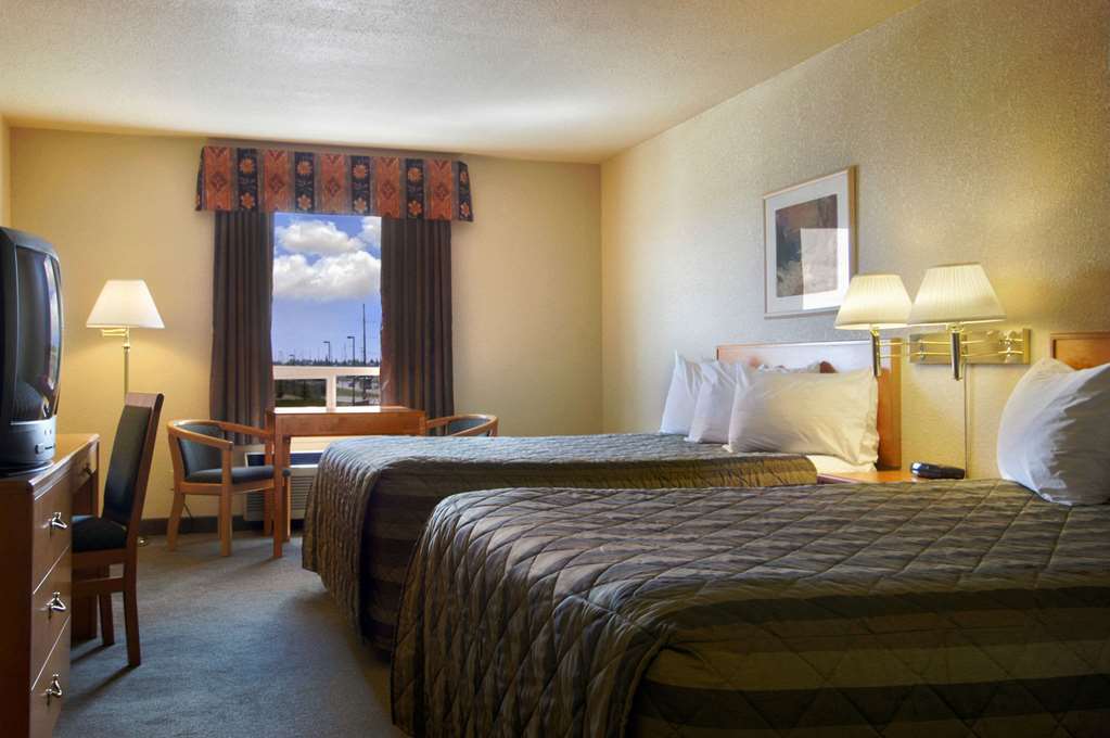 Days Inn By Wyndham Calgary Airport Phòng bức ảnh