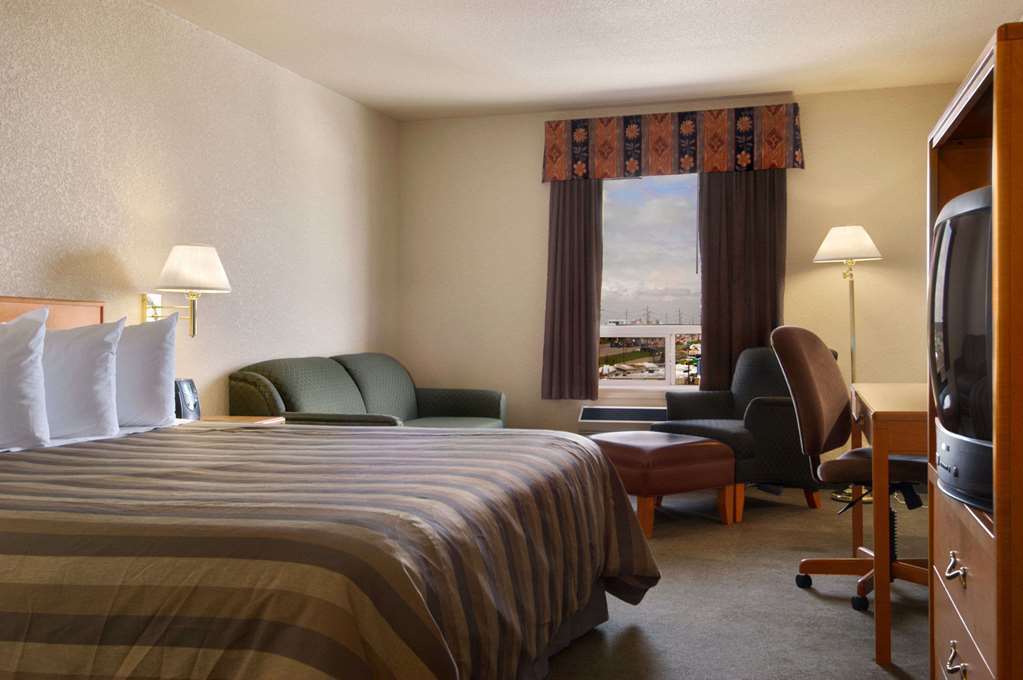 Days Inn By Wyndham Calgary Airport Phòng bức ảnh