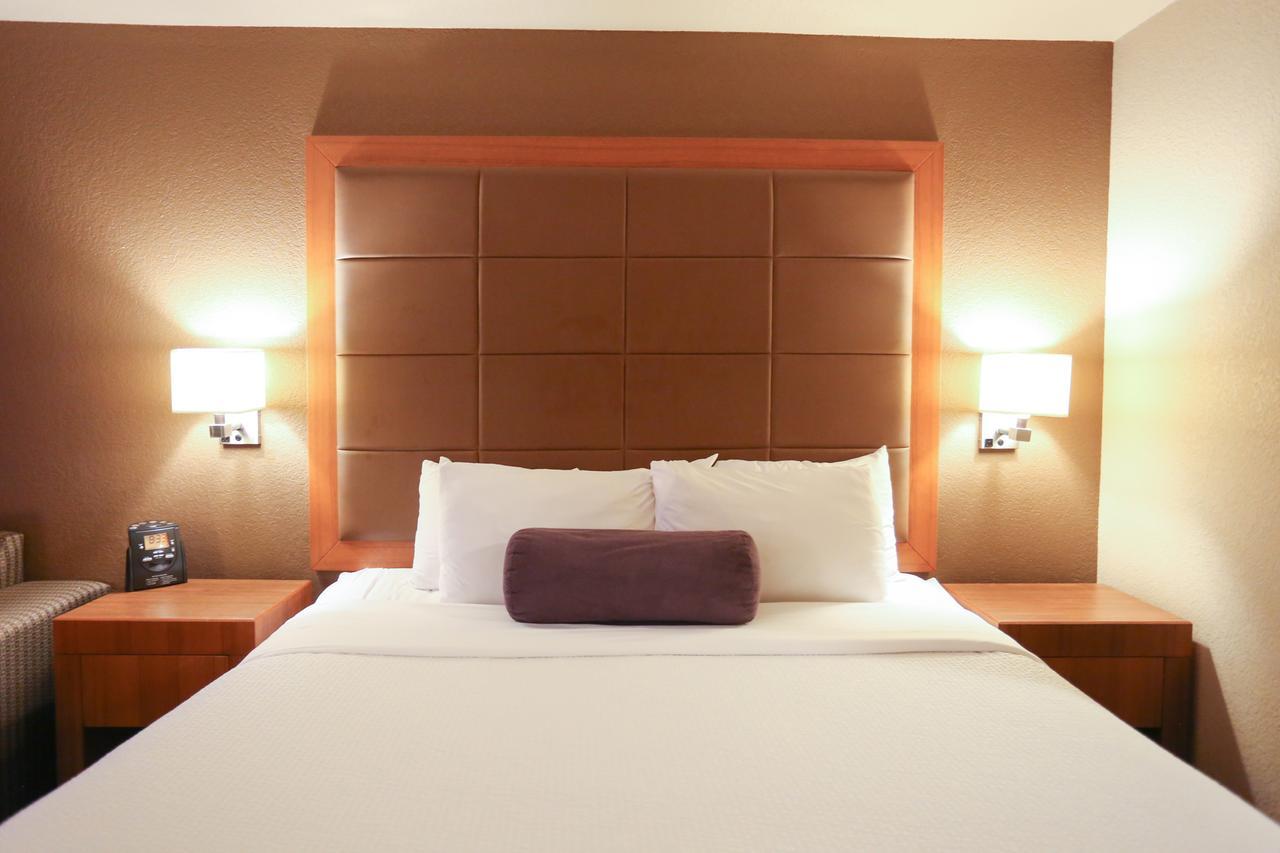 Days Inn By Wyndham Calgary Airport Ngoại thất bức ảnh