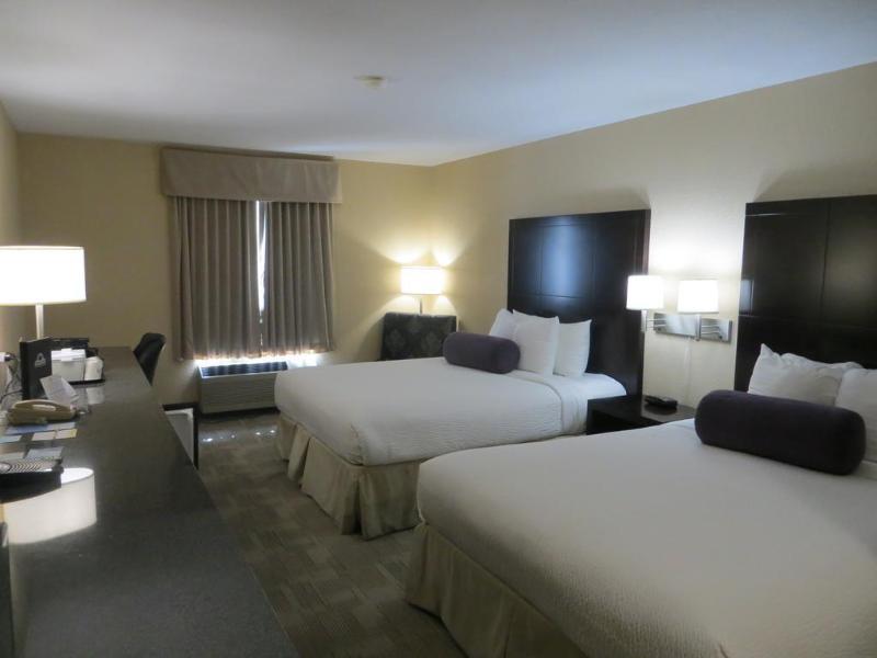 Days Inn By Wyndham Calgary Airport Ngoại thất bức ảnh