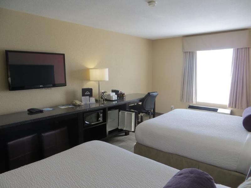 Days Inn By Wyndham Calgary Airport Ngoại thất bức ảnh